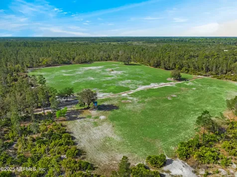 134 Shoreside Trail Crescent City FL 32112
