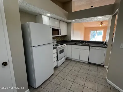2532 White Horse Road E Jacksonville FL 32246