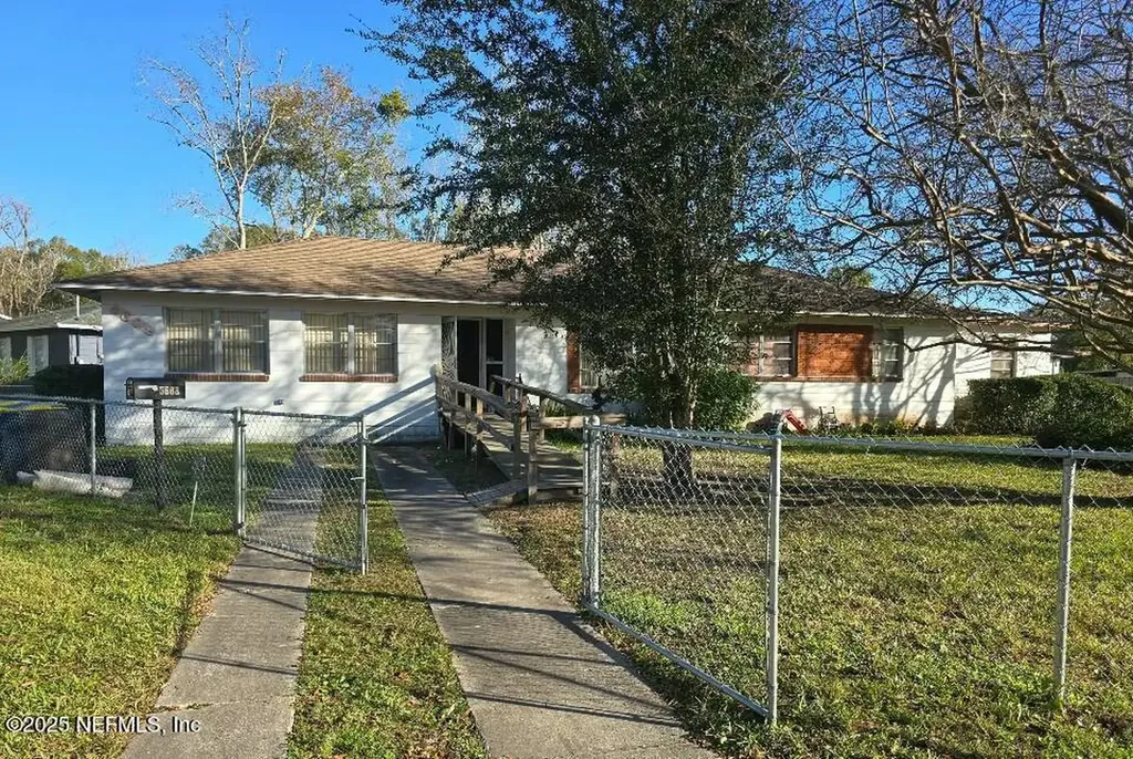 5603 Bree Road Jacksonville FL 32209