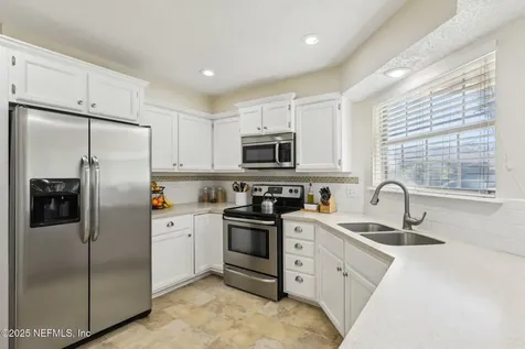 8344 Hamden Road W Jacksonville FL 32244