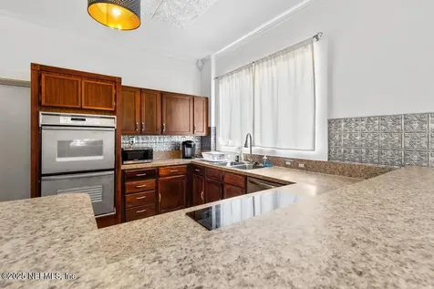4215 Irvington Avenue Jacksonville FL 32210