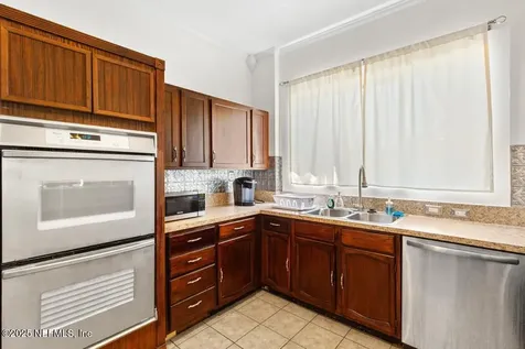 4215 Irvington Avenue Jacksonville FL 32210