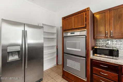 4215 Irvington Avenue Jacksonville FL 32210