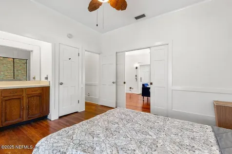 4215 Irvington Avenue Jacksonville FL 32210