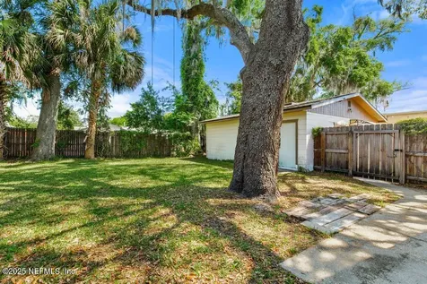 4215 Irvington Avenue Jacksonville FL 32210