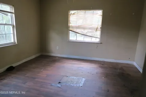 6711 Drayton Street Jacksonville FL 32208