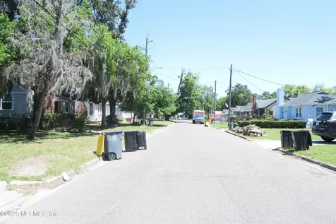 6711 Drayton Street Jacksonville FL 32208