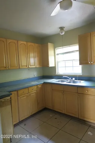 6711 Drayton Street Jacksonville FL 32208