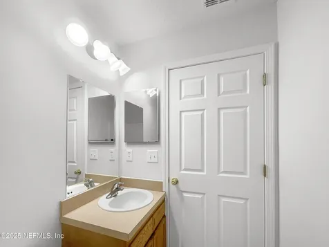 5590 Longspur Court Jacksonville FL 32219