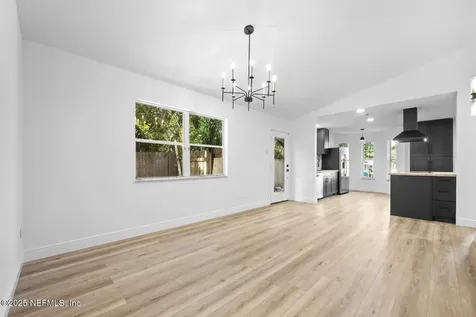 6063 Delmar Place Jacksonville FL 32205
