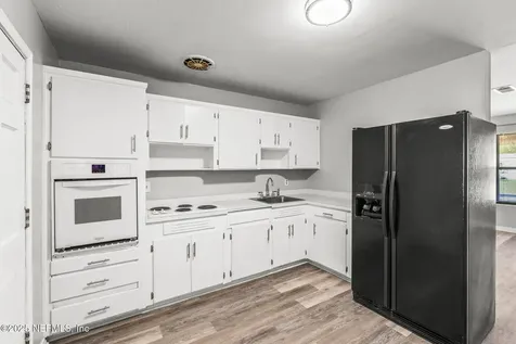 10235 Swarthmore Drive Jacksonville FL 32218