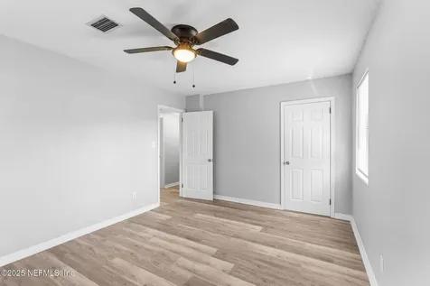 10235 Swarthmore Drive Jacksonville FL 32218