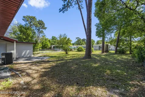 10235 Swarthmore Drive Jacksonville FL 32218