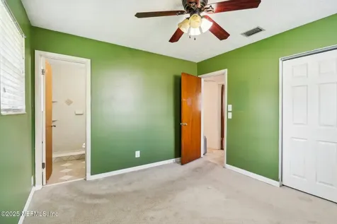 5635 Hillman Drive Jacksonville FL 32244