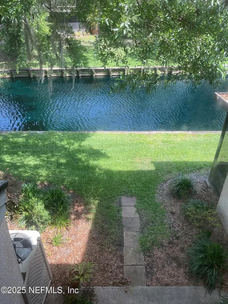 7701 Baymeadows Circle W Jacksonville FL 32256