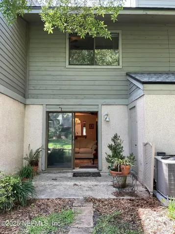 7701 Baymeadows Circle W Jacksonville FL 32256