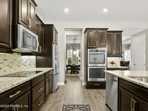 645 American Holly Place Oviedo FL 32765