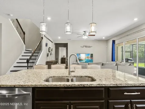 645 American Holly Place Oviedo FL 32765