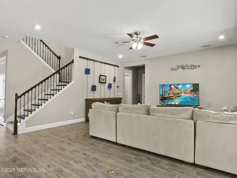 645 American Holly Place Oviedo FL 32765