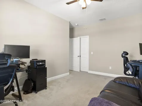 645 American Holly Place Oviedo FL 32765