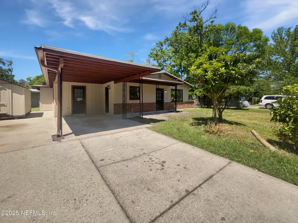 2134 Figaro Lane Jacksonville FL 32210