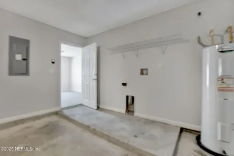 8492 Jasper Avenue Jacksonville FL 32211