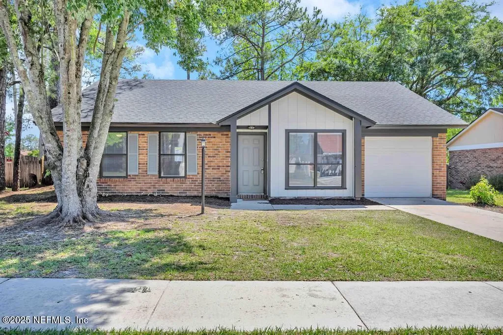 1438 Shearwater Drive Jacksonville FL 32218