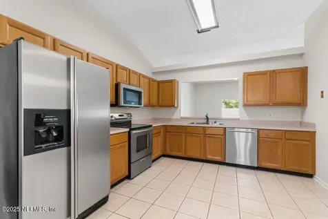 136 Southern Grove Drive St. Johns FL 32259