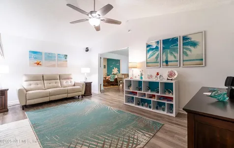 7826 Fawn Brook Circle W Jacksonville FL 32256