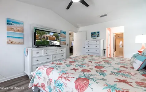7826 Fawn Brook Circle W Jacksonville FL 32256