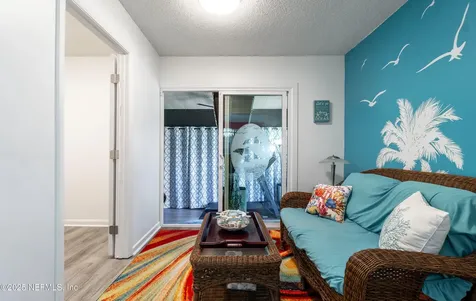 7826 Fawn Brook Circle W Jacksonville FL 32256
