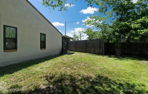 7826 Fawn Brook Circle W Jacksonville FL 32256