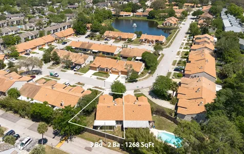 7826 Fawn Brook Circle W Jacksonville FL 32256