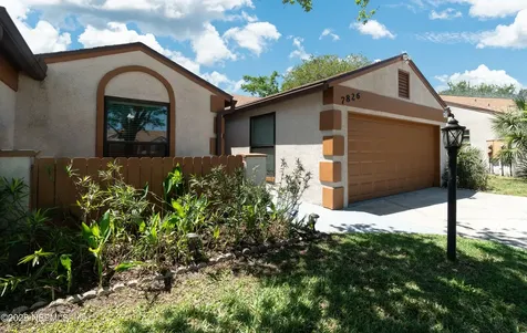7826 Fawn Brook Circle W Jacksonville FL 32256