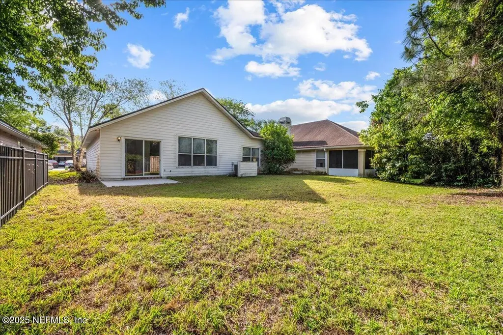 1884 Lake Forest Lane Fleming Island FL 32003