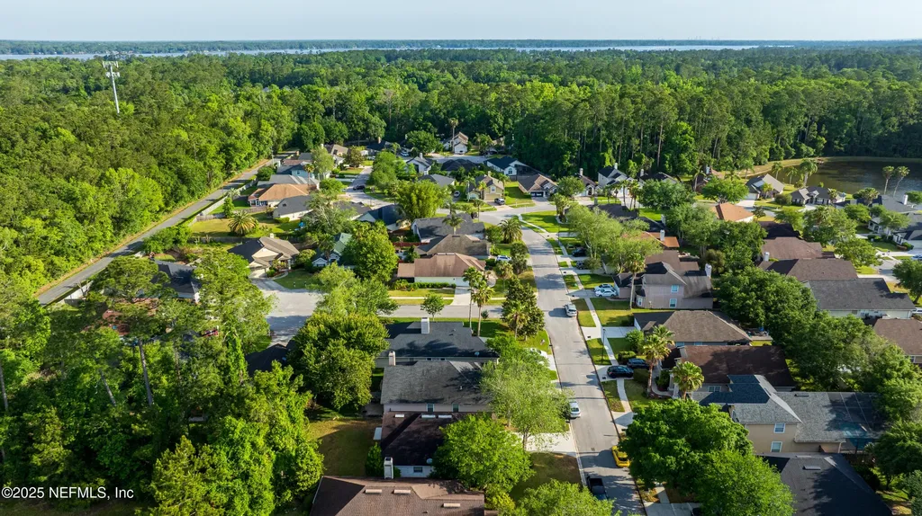 1884 Lake Forest Lane Fleming Island FL 32003