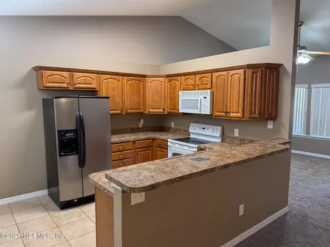 123 Oakwood Road Satsuma FL 32189