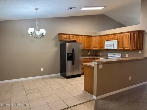 123 Oakwood Road Satsuma FL 32189
