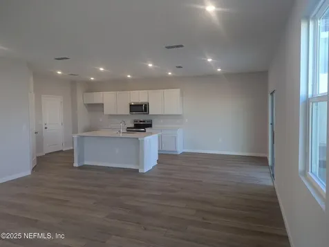 16 Brazil Nut Circle Jacksonville FL 32218
