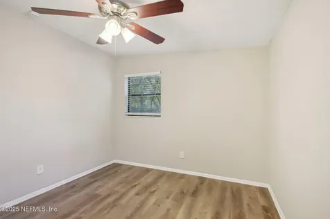 7705 Lauderdale Drive N Jacksonville FL 32277