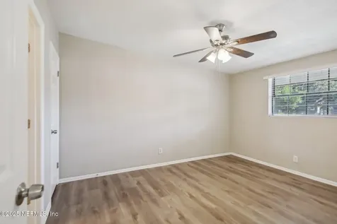 7705 Lauderdale Drive N Jacksonville FL 32277