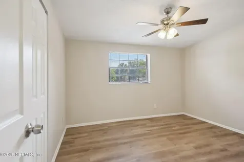 7705 Lauderdale Drive N Jacksonville FL 32277