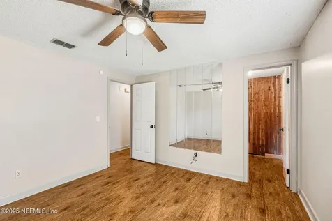 2214 Luana Drive E Jacksonville FL 32246