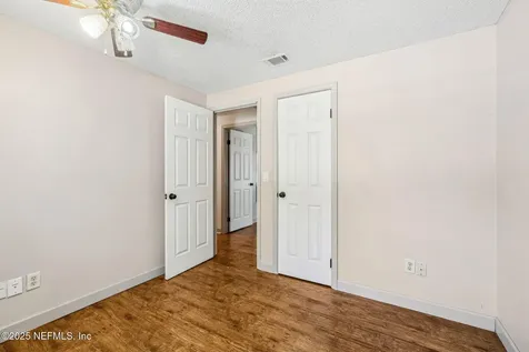 2214 Luana Drive E Jacksonville FL 32246