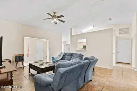 8556 Shuter Court Jacksonville FL 32220