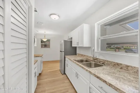 5736 Kinlock Court Jacksonville FL 32219
