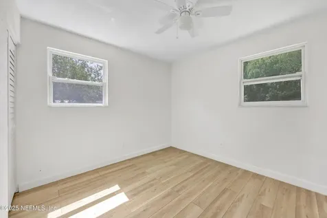 5736 Kinlock Court Jacksonville FL 32219