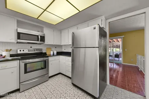 3383 Pickwick Drive S Jacksonville FL 32257