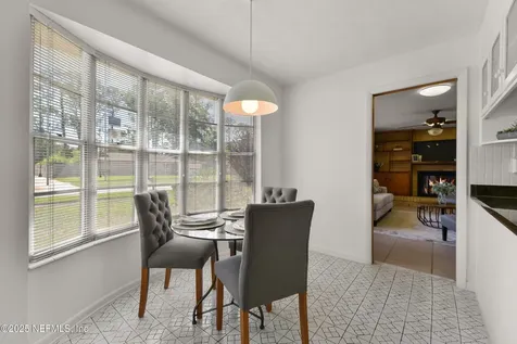 3383 Pickwick Drive S Jacksonville FL 32257
