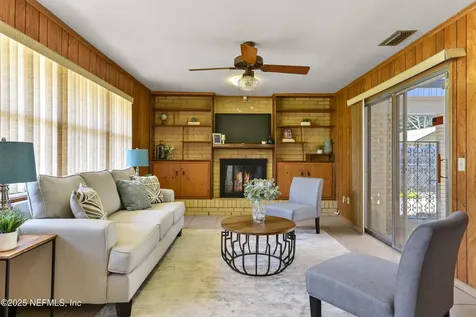 3383 Pickwick Drive S Jacksonville FL 32257